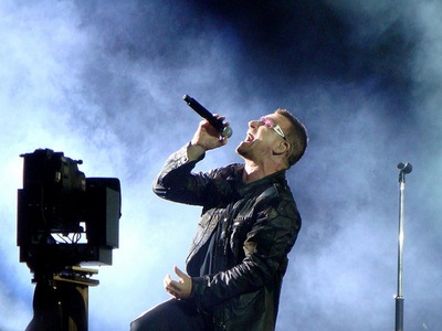 U2