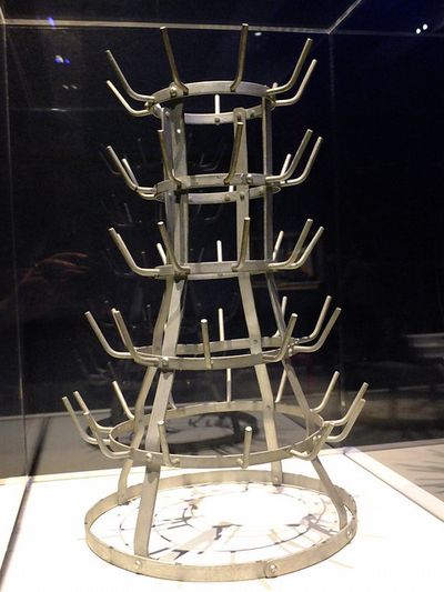 מעמד בקבוקים