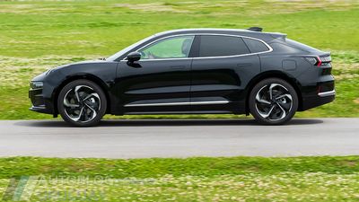 רכב חשמלי מונע מצבר